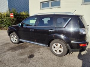 MITSUBISHI OUTLANDER 2.4 BENZIN, 4X4