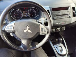 MITSUBISHI OUTLANDER 2.4 BENZIN, 4X4