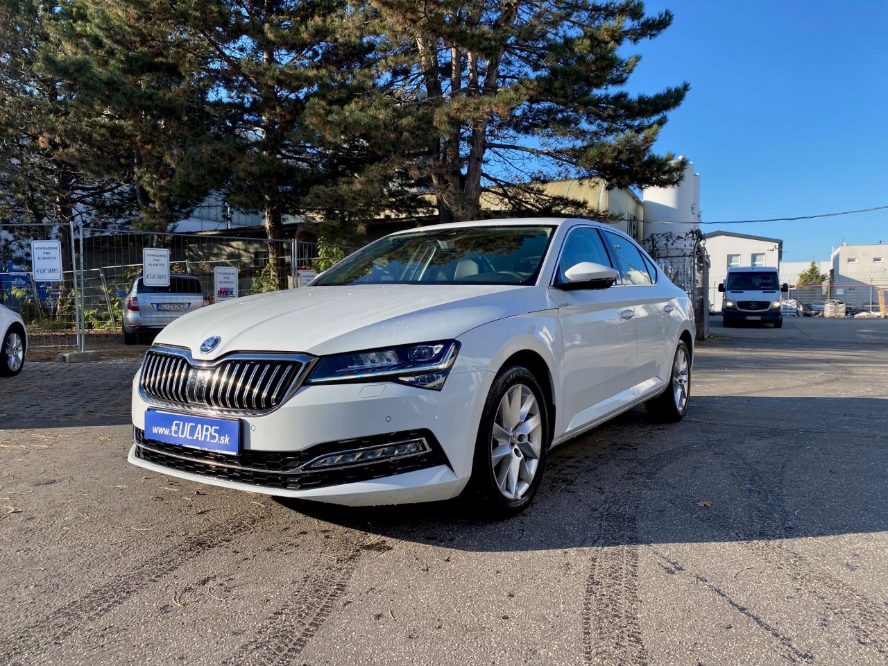 ŠKODA SUPERB SEDAN 2.0 TDI 