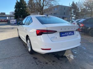 ŠKODA OCTAVIA SEDAN 1.5 TSI e-TEC 